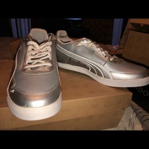 Puma Sneakers